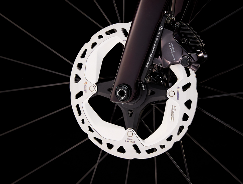 Trek Emonda SLR 7 Carbon Road Bike 2024 in Red Carbon Smoke-4